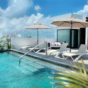 luxury-studio-at-downtown-5-minutes-away-from-the-beach.tulum-hotels.net/