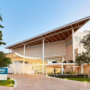 Fairfield & By Marriott Cancun Airport 4*, Alfredo V. Bonfil Mexico